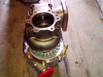 Турбина (Турбокомпрессор) GT40 YC6M YUCHAI (ЮЧАЙ) M4200-1118100-135 фото 1 Екатеринбург